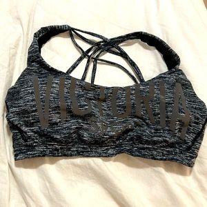 Victorias Secret - sports bra size M